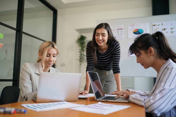 How Can Real Estate Portfolios Benefit from the Integration of Co-Working and Co-Living Spaces?