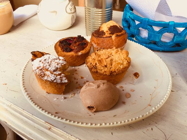 Can You Bake a Gourmet Pear Frangipane Tart with Almond Cream?